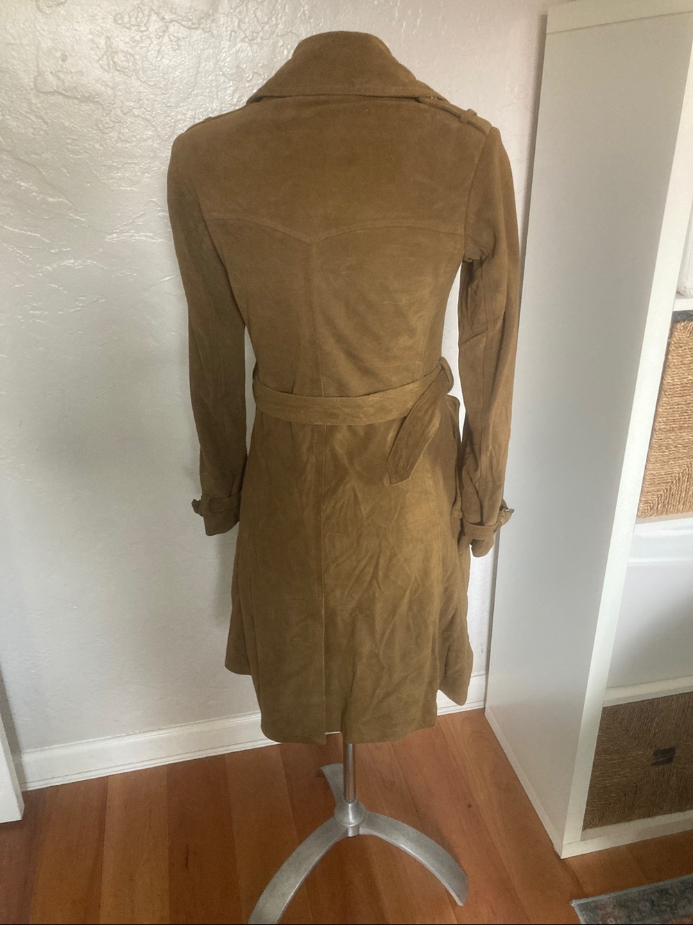 Rebecca Minkoff ‘Amis’ Double-Breasted Suede Trench Coat (XXS) - Picture 4 of 10